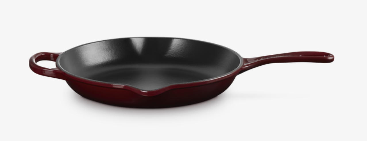 Le Creuset, Cast iron skillet